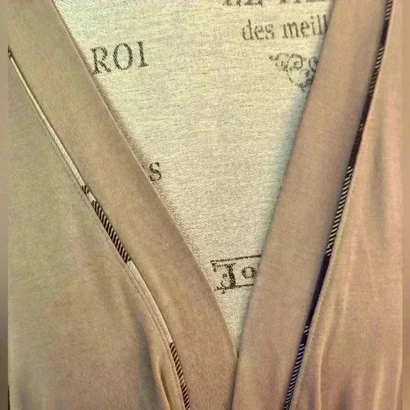Hale Bob Short Robe With Tie Belt In Doeskin Size XS New With Tag! - Picture 5 of 7